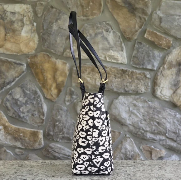 Michael Kors Jet Set Medium Tote Bag - Picture 2 of 9